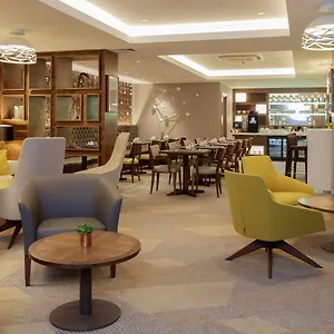 4* מלון Hilton Centre